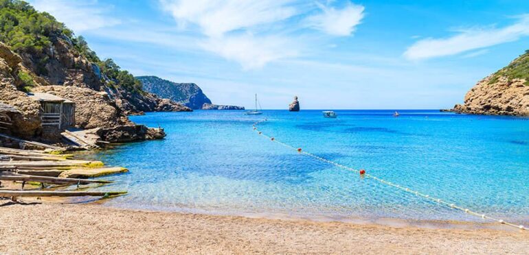 Cala-Benirras best beaches in Ibiza